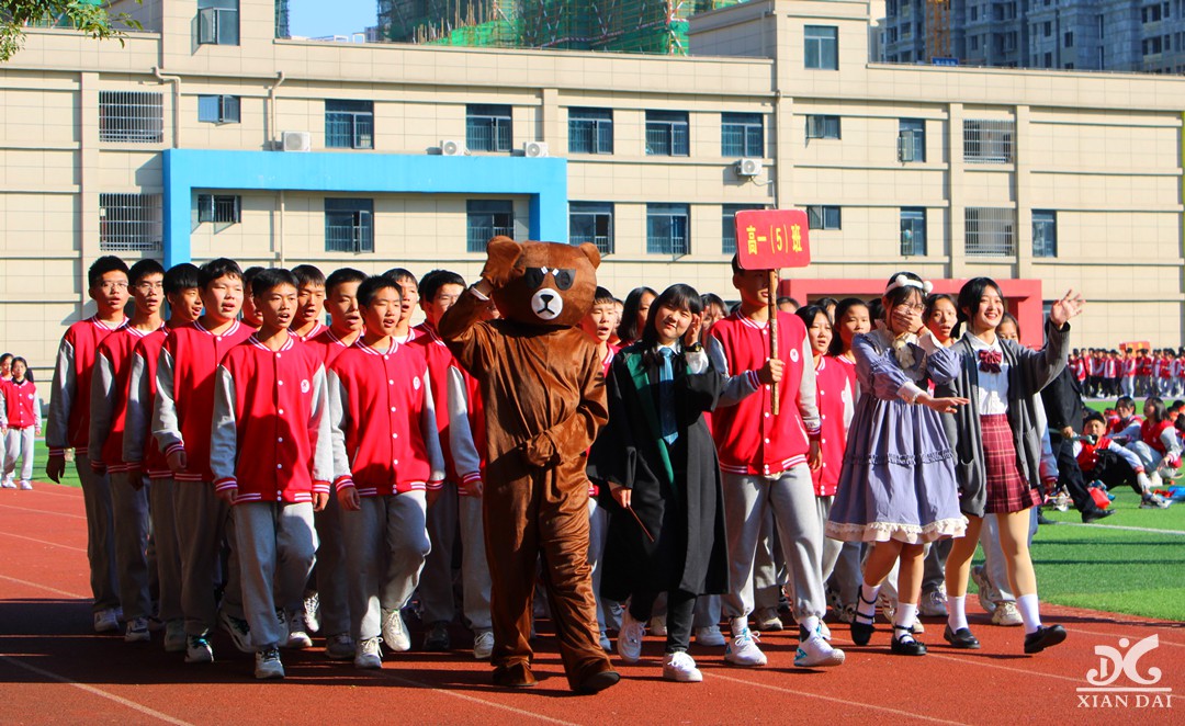 南昌現(xiàn)代外國(guó)語(yǔ)學(xué)校第二十三屆運(yùn)動(dòng)會(huì)開(kāi)幕式掠影（三十）