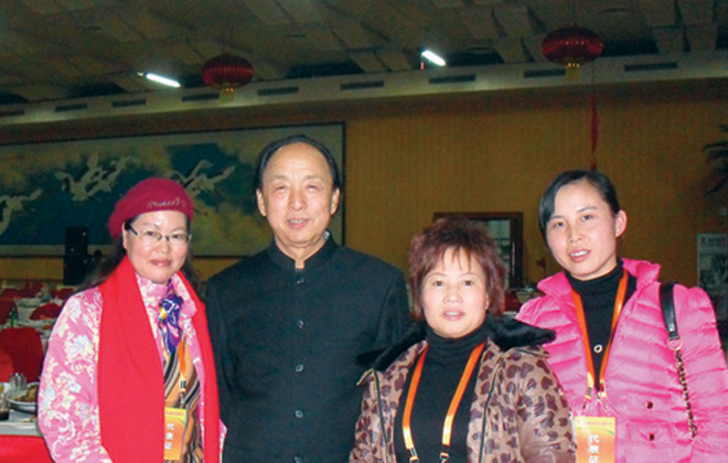 中國民辦教育學(xué)會學(xué)前教育委員會秘書長楊志彬與學(xué)校領(lǐng)導(dǎo)